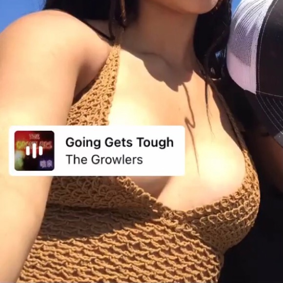 Crotchet beach top - Picture 5 of 5